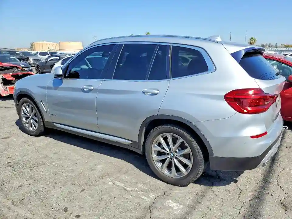 5UXTR9C57JLD64206 2018 BMW X3-1