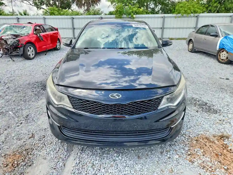 5XXGT4L36JG255559 2018 KIA OPTIMA-4