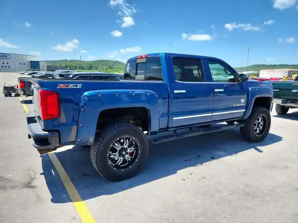 3GCUKSEJ2HG152457 2017 CHEVROLET SILVERADO-2