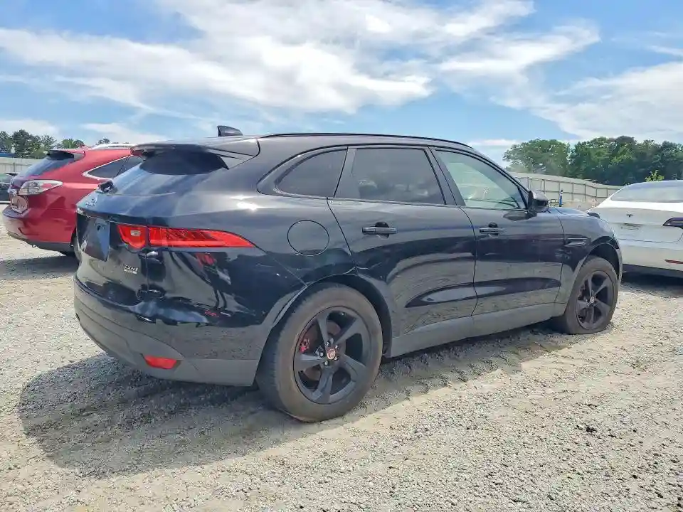 SADCJ2BN3HA097218 2017 JAGUAR F-PACE-2