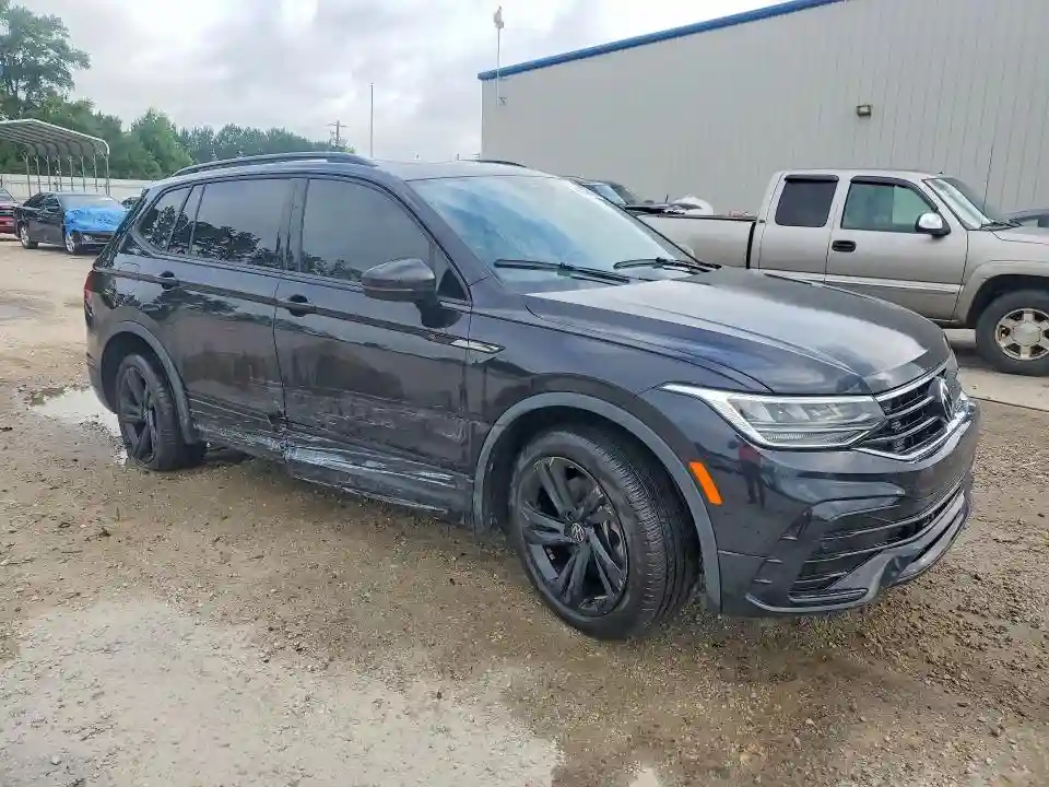 3VVCB7AX9PM001054 2023 VOLKSWAGEN TIGUAN-3