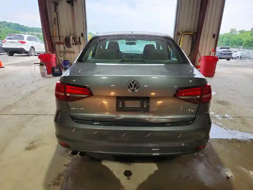 3VW2B7AJ3HM356953 2017 VOLKSWAGEN JETTA-5
