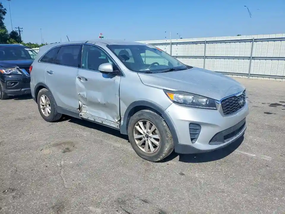 5XYPG4A30KG577599 2019 KIA SORENTO-3