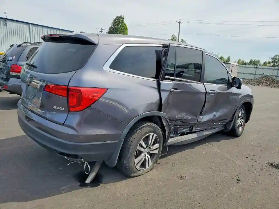 5FNYF6H58JB026529 2018 HONDA PILOT-2