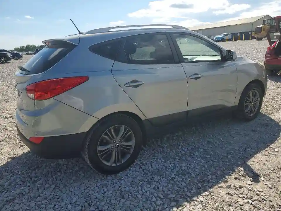 KM8JU3AG9FU108507 2015 HYUNDAI TUCSON-2