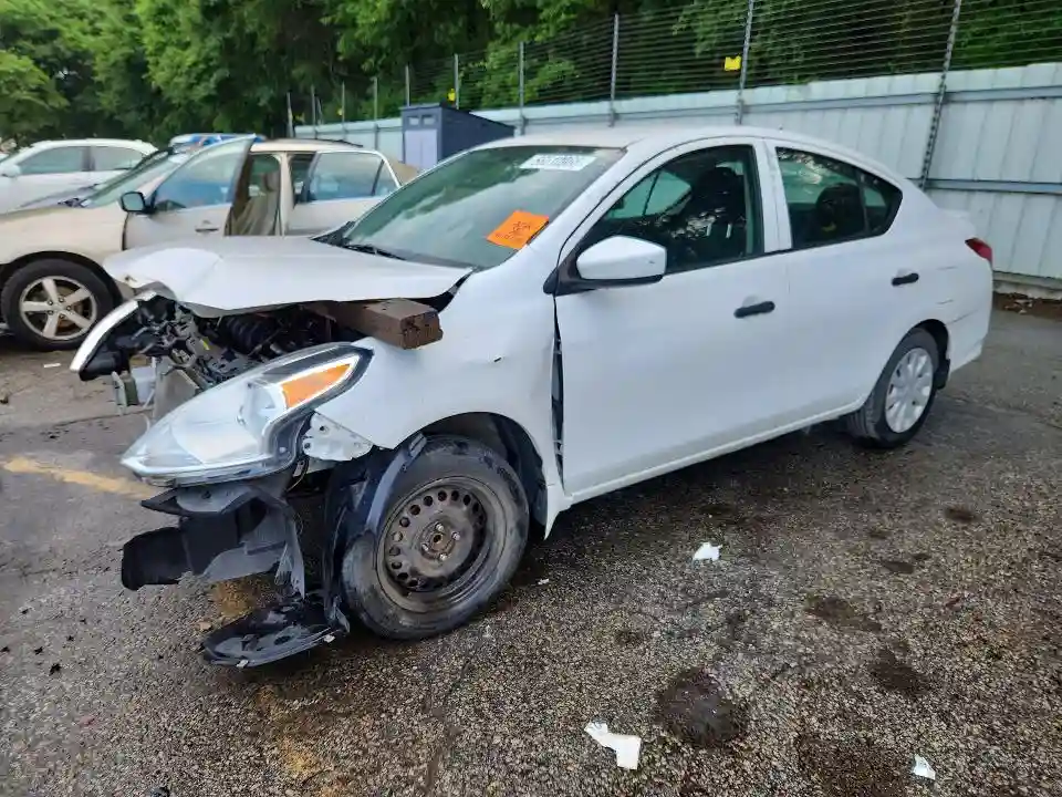 3N1CN7AP6JL828998 2018 NISSAN VERSA S PL-0