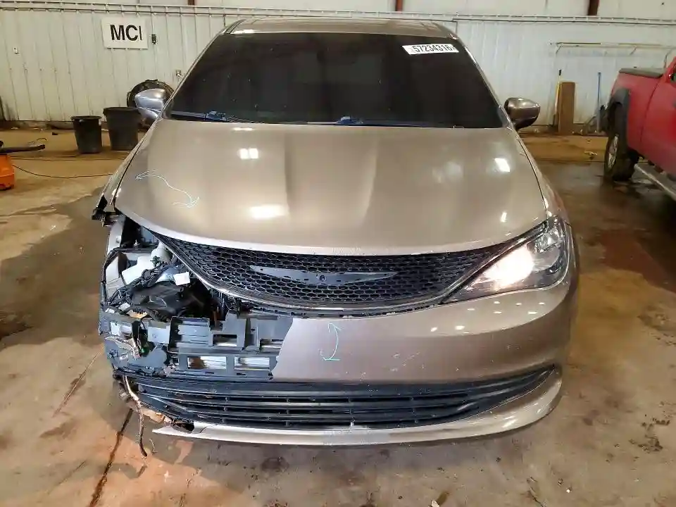 2C4RC1DG9HR550794 2017 CHRYSLER PACIFICA-4