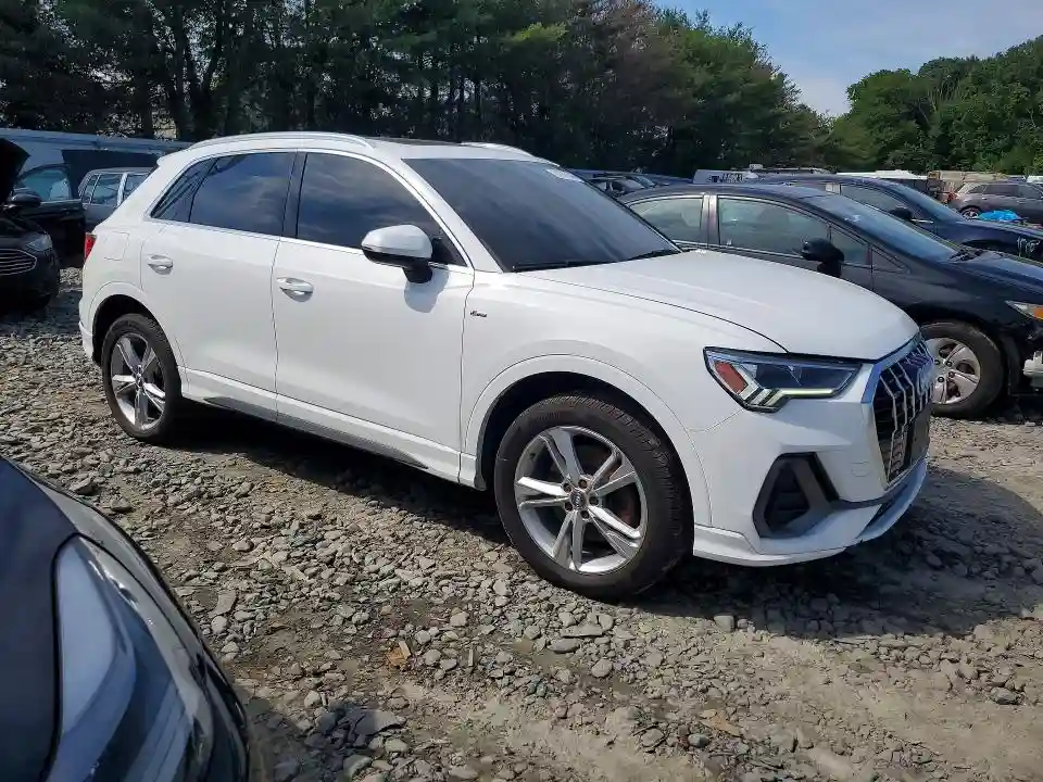 WA1EECF32L1075849 2020 AUDI Q3-3
