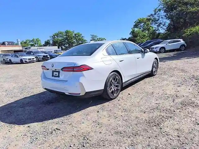 WBA53FJ01TCW71868 2026 BMW 5 SERIES-3