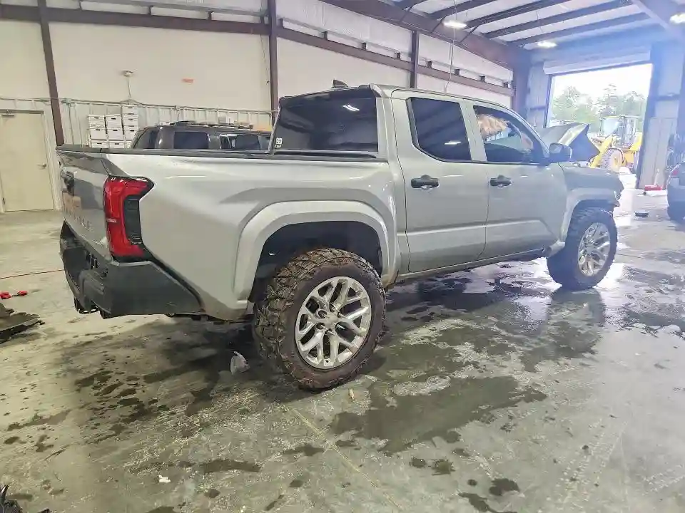 3TYLD5KN2RT008087 2024 TOYOTA TACOMA SR-2