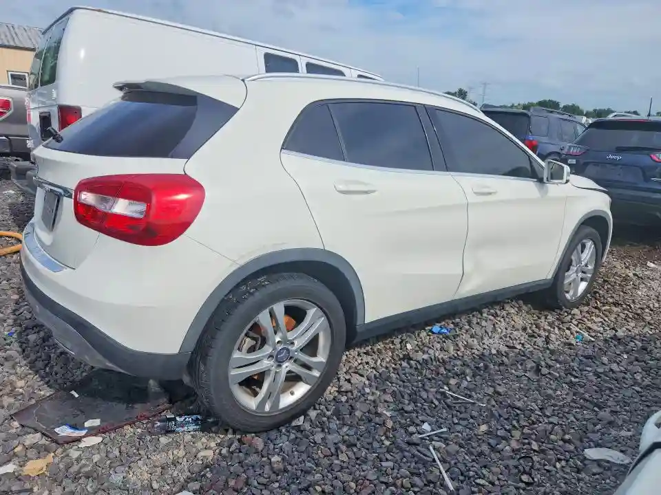 WDCTG4EB4FJ169977 2015 MERCEDES-BENZ GLA-CLASS-2