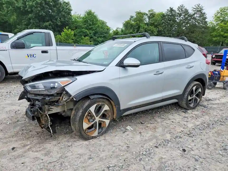 KM8J33A25JU694770 2018 HYUNDAI TUCSON-0