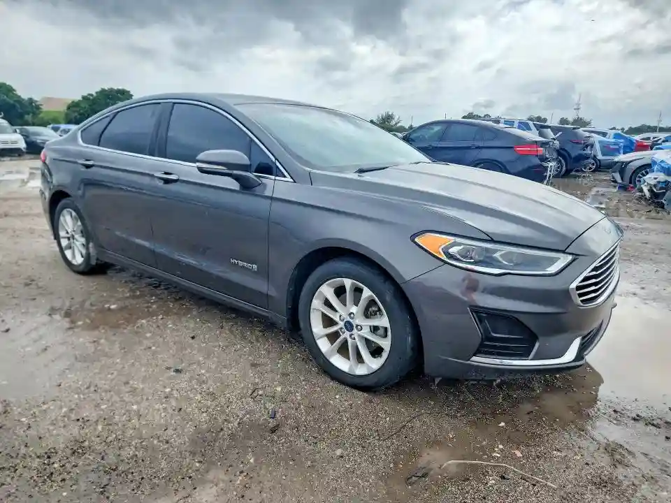 3FA6P0MU6KR137357 2019 FORD FUSION-3