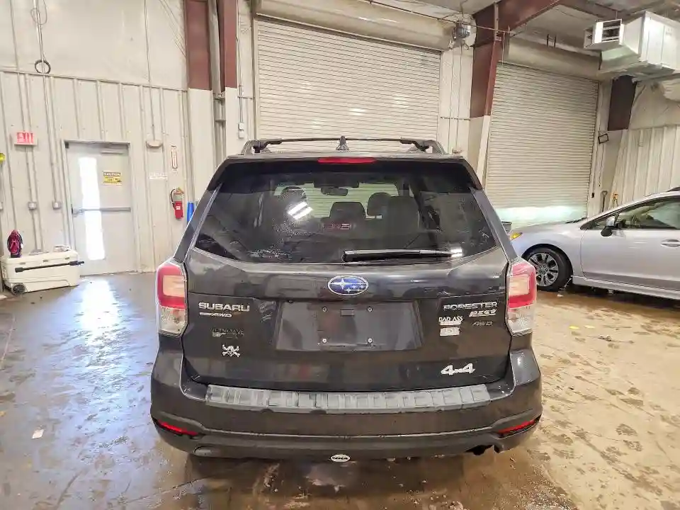 JF2SJAGC5HH466386 2017 SUBARU FORESTER-5