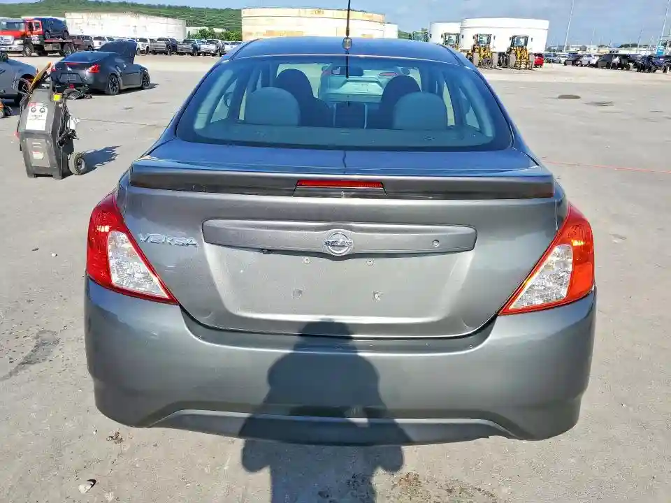 3N1CN7AP6KL853160 2019 NISSAN VERSA-5
