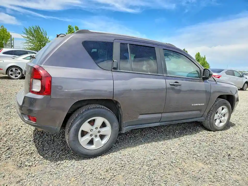 1C4NJCBA8GD547627 2016 JEEP COMPASS-2