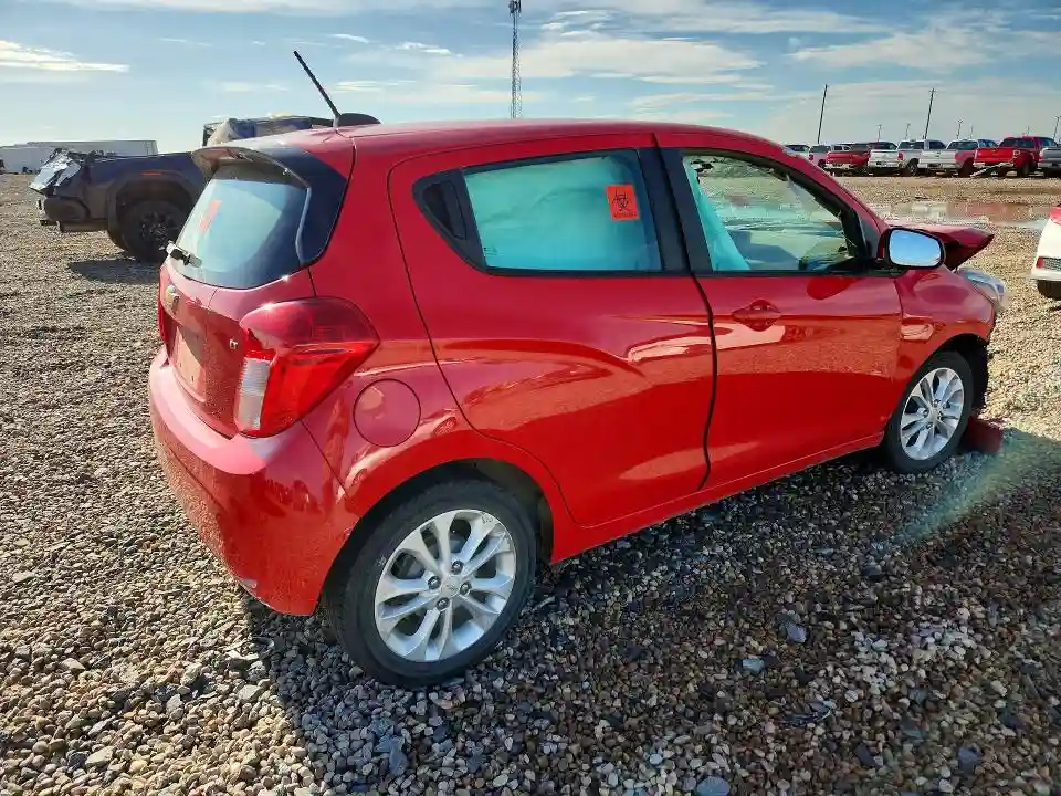 KL8CD6SA0MC745483 2021 CHEVROLET SPARK-2