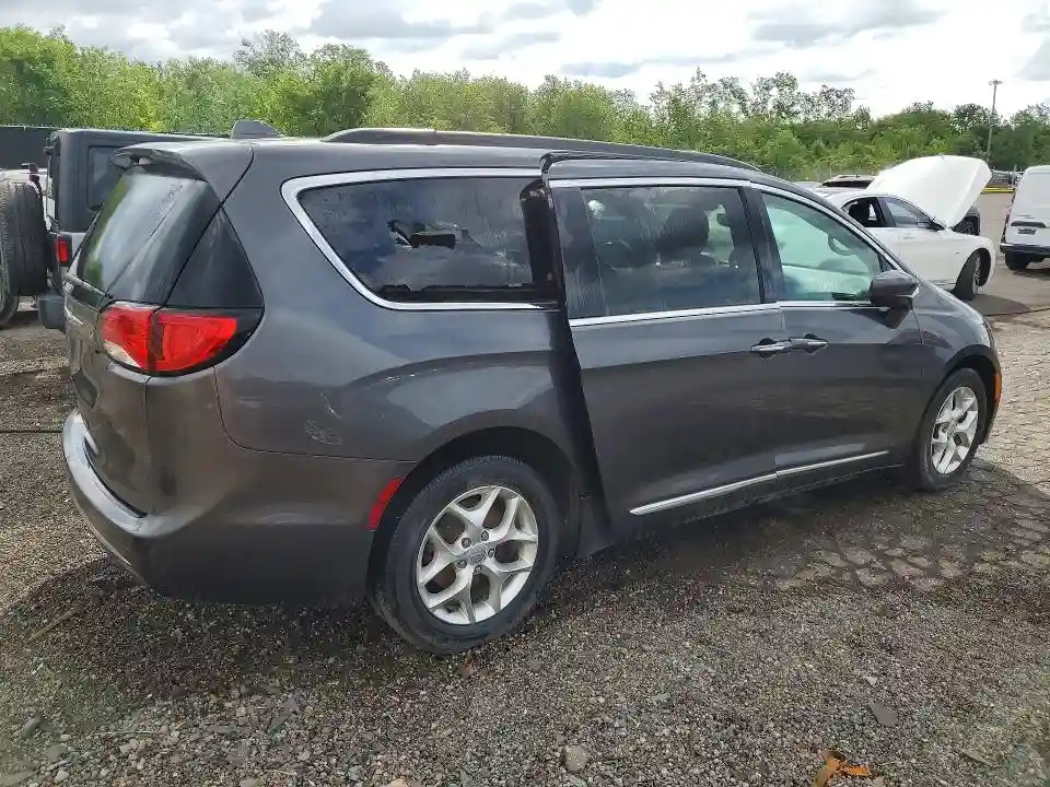 2C4RC1BG8HR816261 2017 CHRYSLER PACIFICA-2