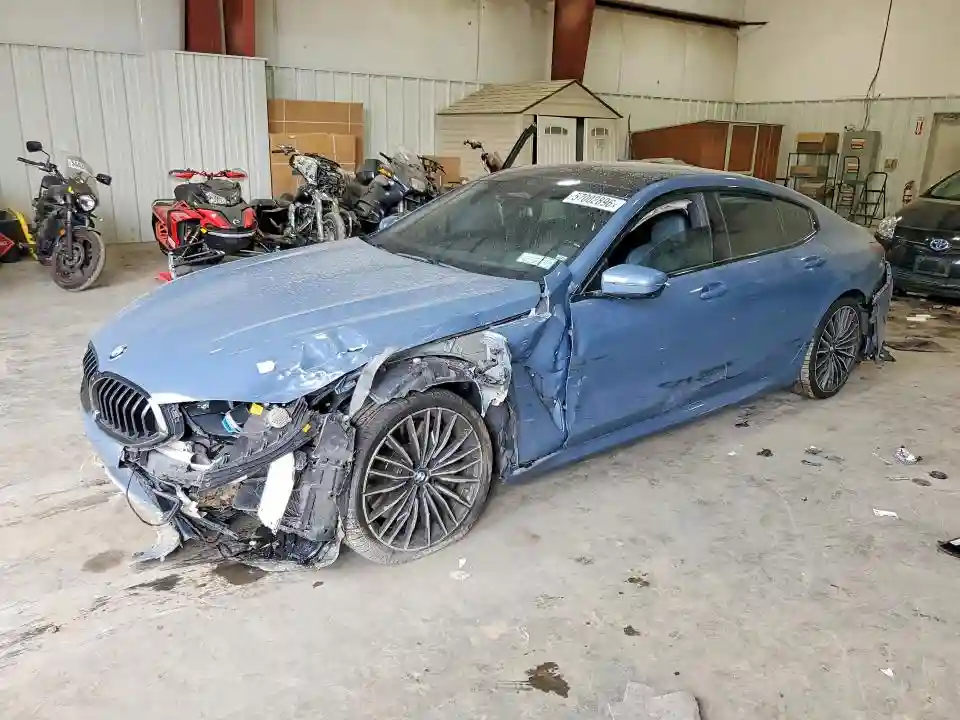 WBAGV8C02MCG42752 2021 BMW M8-0