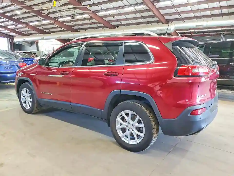 1C4PJMCS1HW622888 2017 JEEP CHEROKEE-1
