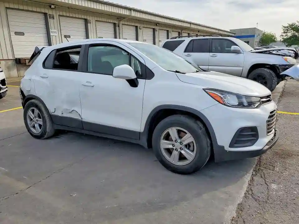 KL7CJKSB1LB323046 2020 CHEVROLET TRAX-3