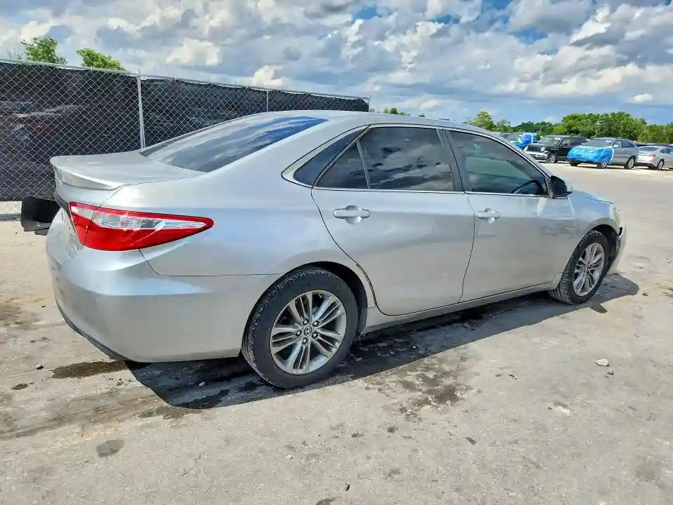 4T1BF1FK3FU895194 2015 TOYOTA CAMRY-2