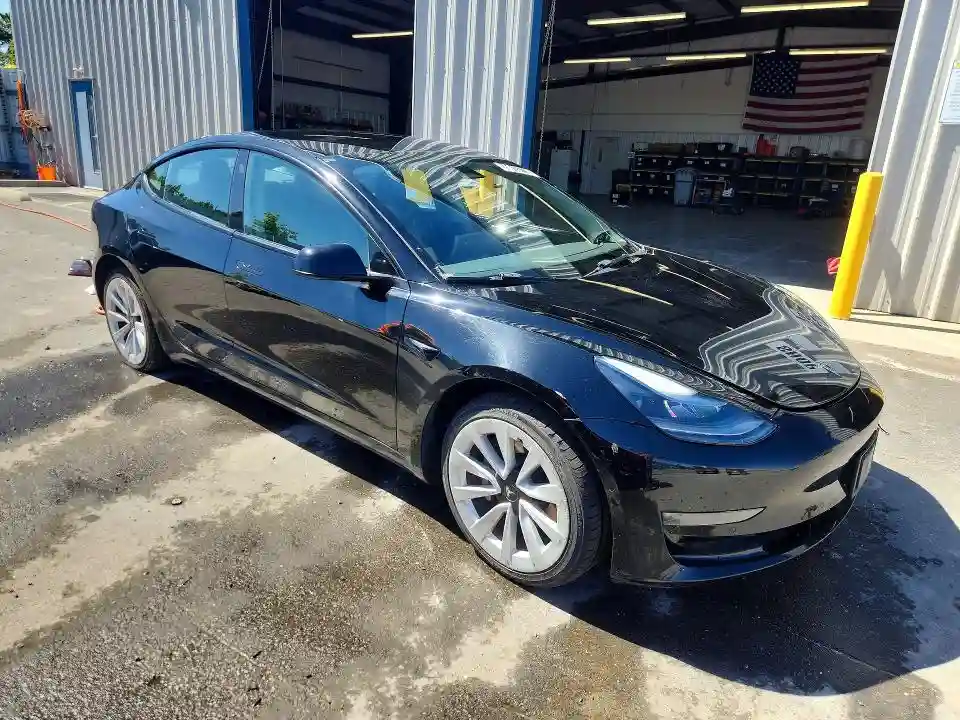 5YJ3E1EA1NF286701 2022 TESLA MODEL 3-3