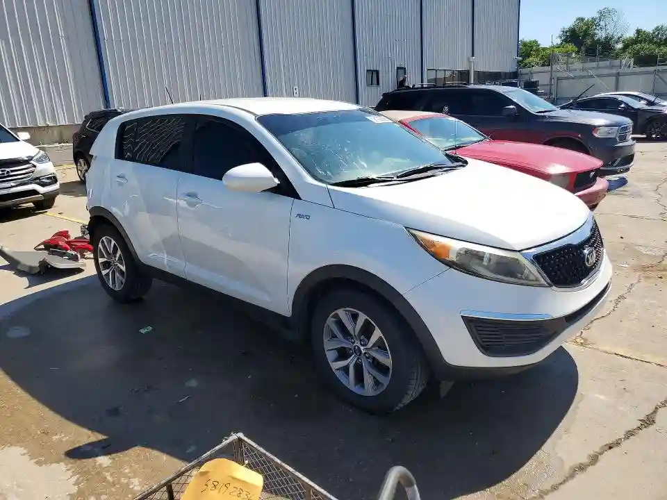KNDPBCAC0F7793299 2015 KIA SPORTAGE-3