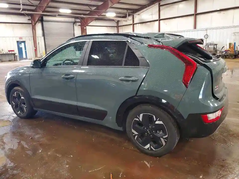KNDCR3L16P5050021 2023 KIA NIRO-1
