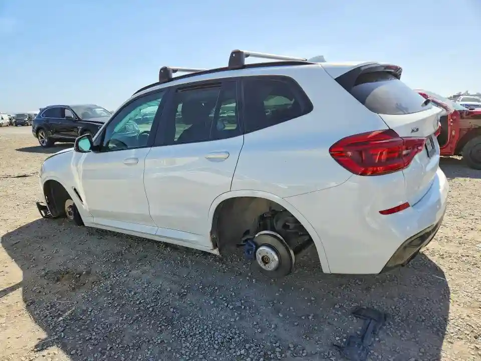 5UXTS3C5XJ0Y96890 2018 BMW X3-1