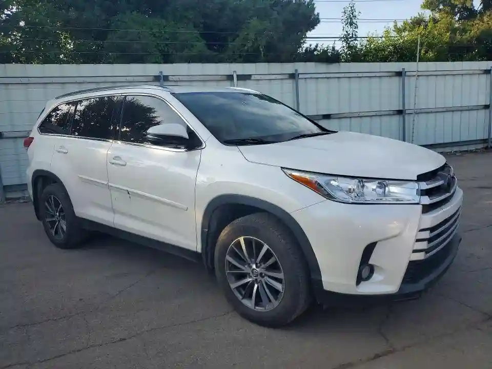 5TDJZRFH3KS582736 2019 TOYOTA HIGHLANDER-3