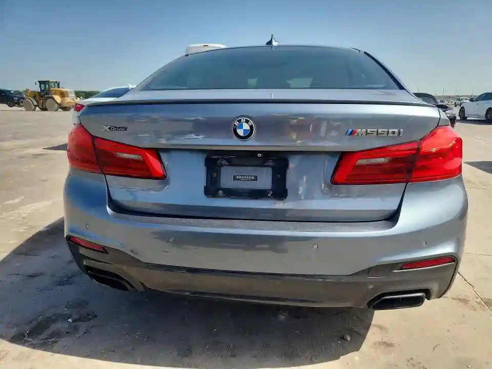 WBAJB9C5XJB035786 2018 BMW M5-5