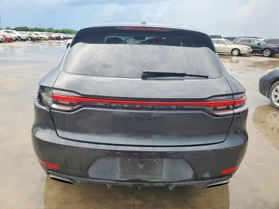 WP1AA2A50MLB16762 2021 PORSCHE MACAN-5