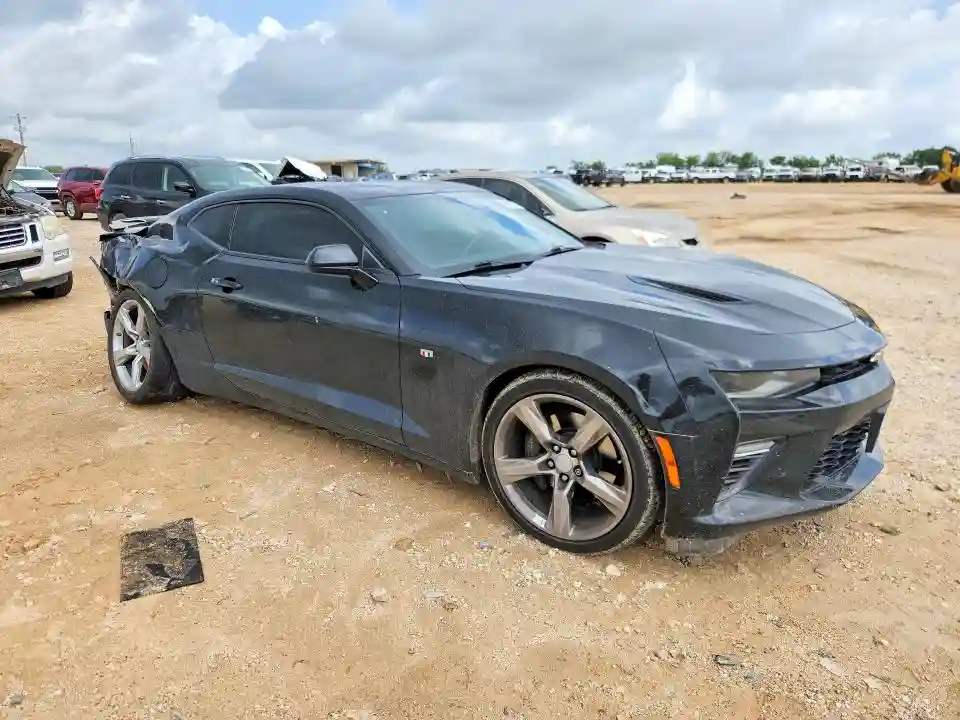 1G1FE1R73J0123044 2018 CHEVROLET CAMARO-3