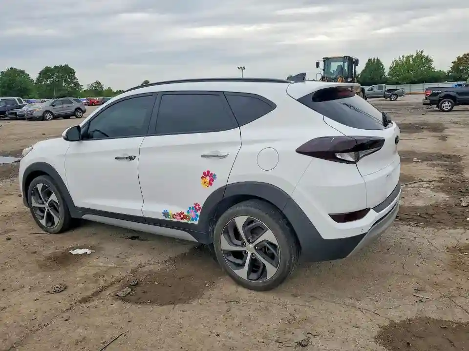 KM8J33A2XJU802493 2018 HYUNDAI TUCSON-1