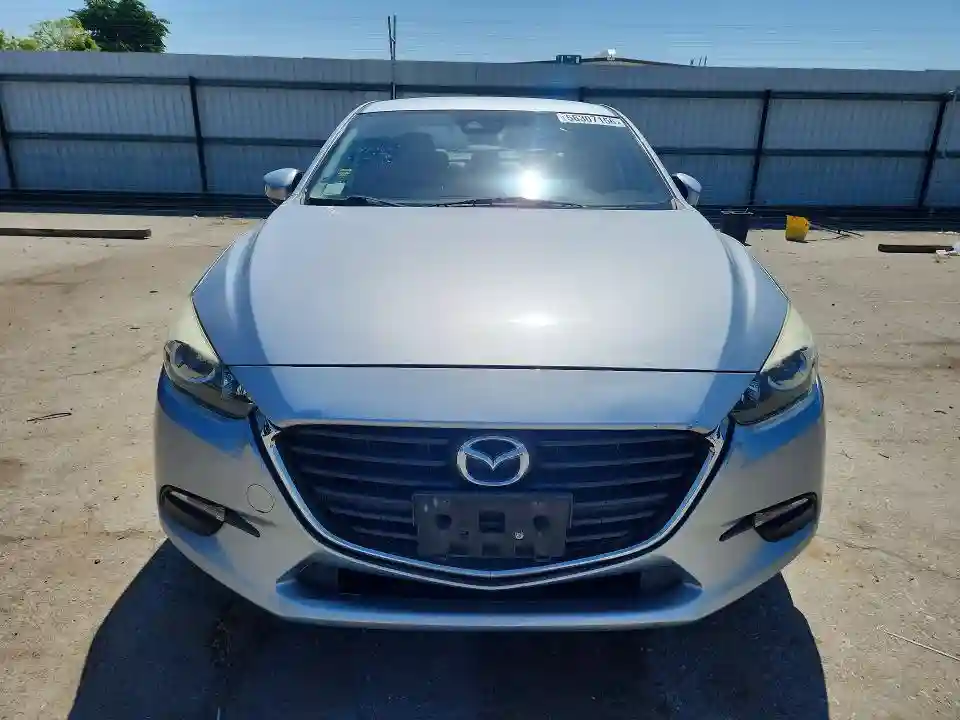 3MZBN1V39JM202334 2018 MAZDA 3-4