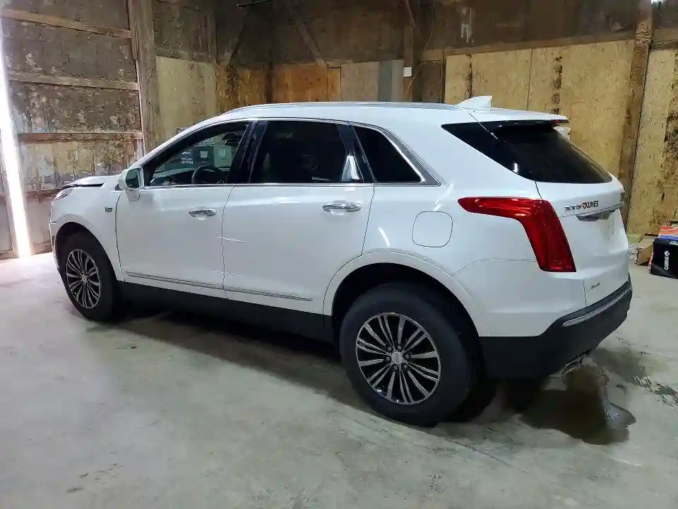 1GYKNDRS1HZ305420 2017 CADILLAC XT5-1