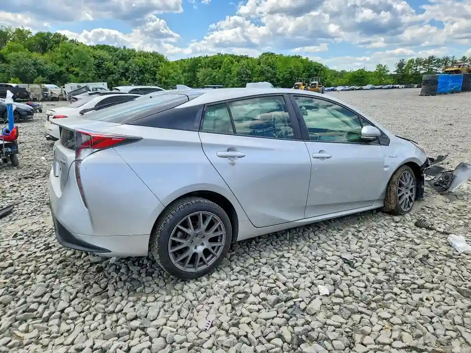 JTDKARFU2G3000823 2016 TOYOTA PRIUS-2
