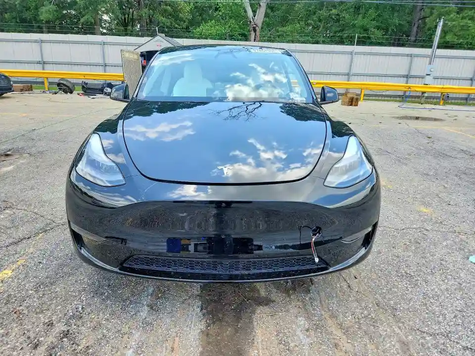 7SAYGDEDXRF103672 2024 TESLA MODEL Y-4