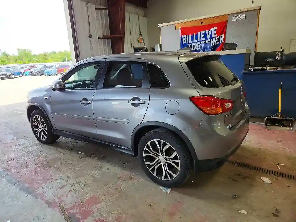 JA4AR3AU2HZ006980 2017 MITSUBISHI OUTLANDER-1