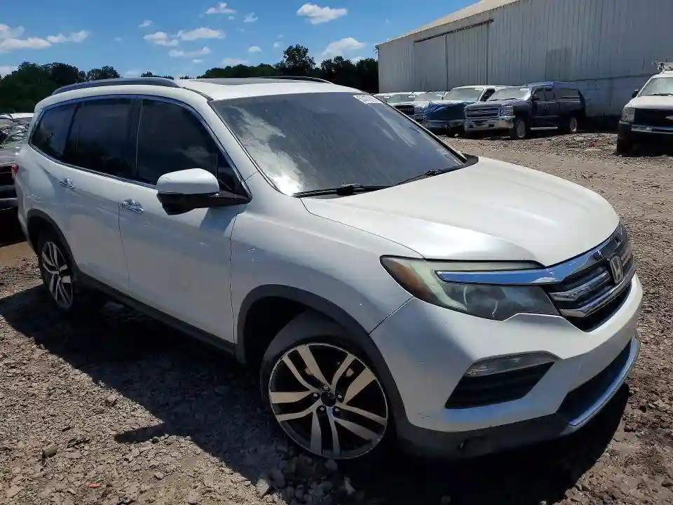 5FNYF6H98HB010733 2017 HONDA PILOT-3