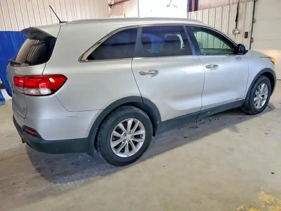 5XYPGDA55GG109022 2016 KIA SORENTO-2