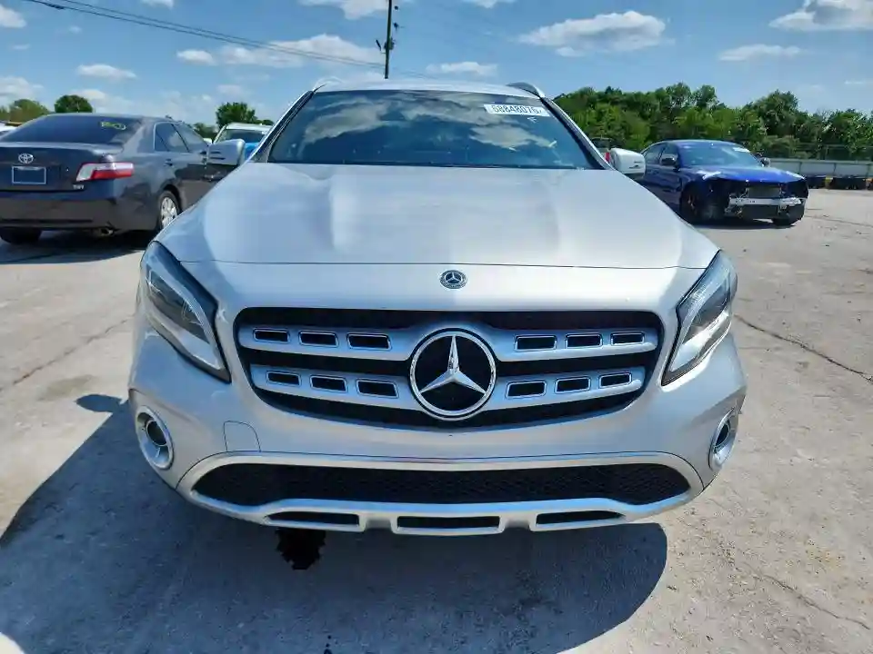 WDCTG4EB8KJ553559 2019 MERCEDES-BENZ GLA-CLASS-4