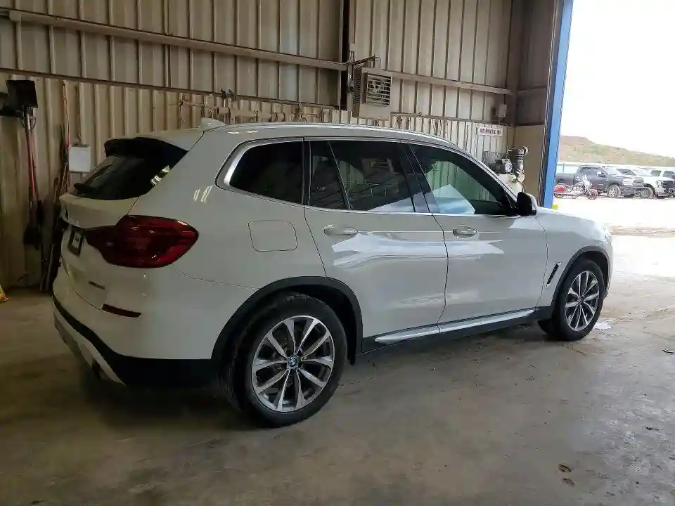 5UXTR7C54KLE98449 2019 BMW X3-2