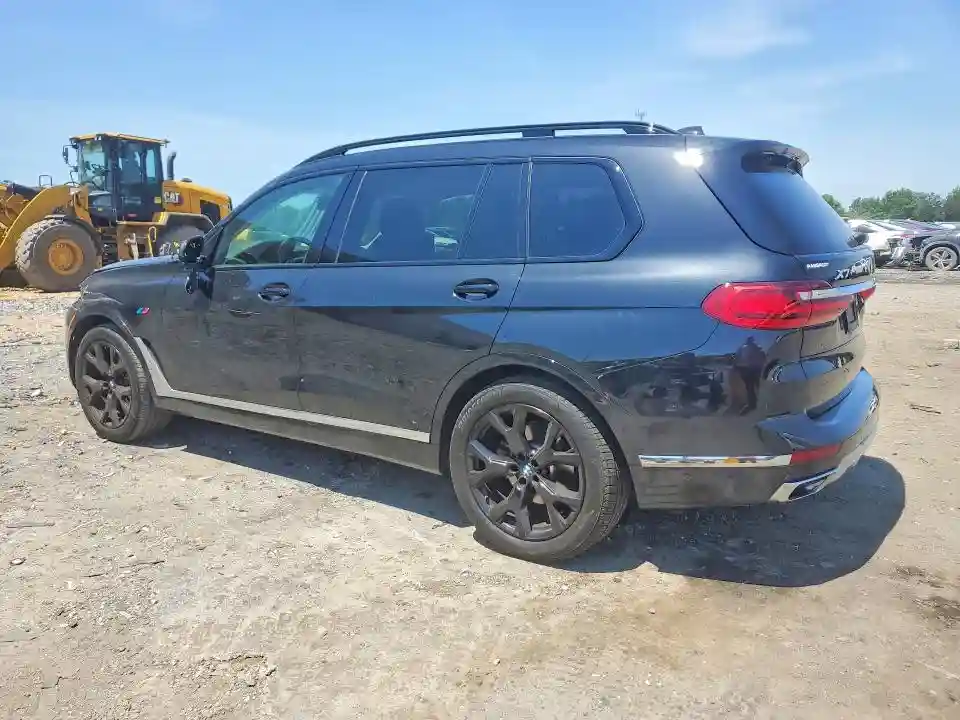 5UXCW2C05M9H62066 2021 BMW X7-1