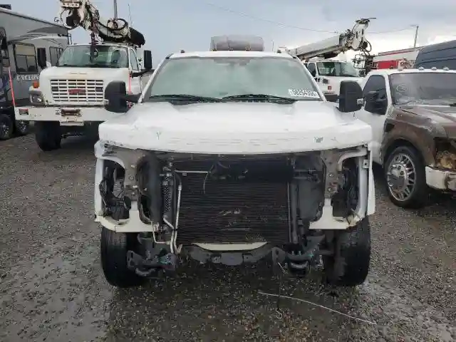 1FD8W3H62HEF31481 2017 FORD F350-4