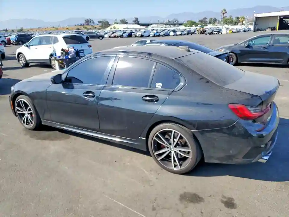 3MW5U7J02N8C22972 2022 BMW M3-1