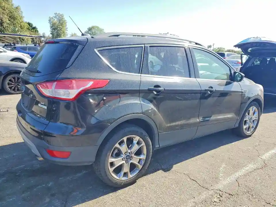 1FMCU0GX9FUB31199 2015 FORD ESCAPE-2