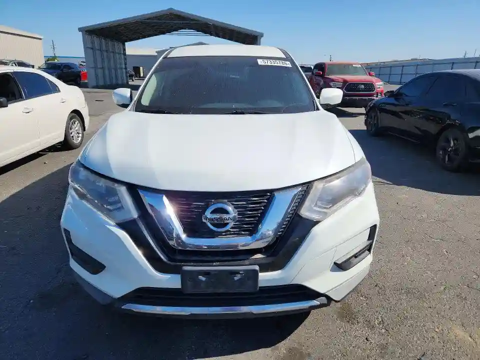 KNMAT2MV4HP523733 2017 NISSAN ROGUE-4