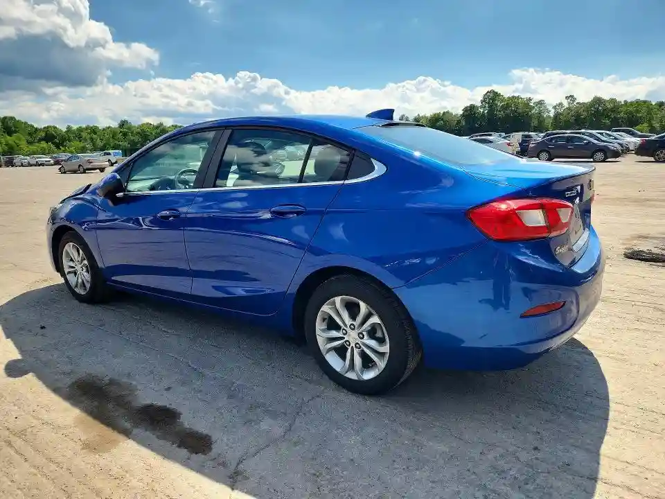 1G1BE5SM6K7102798 2019 CHEVROLET CRUZE-1